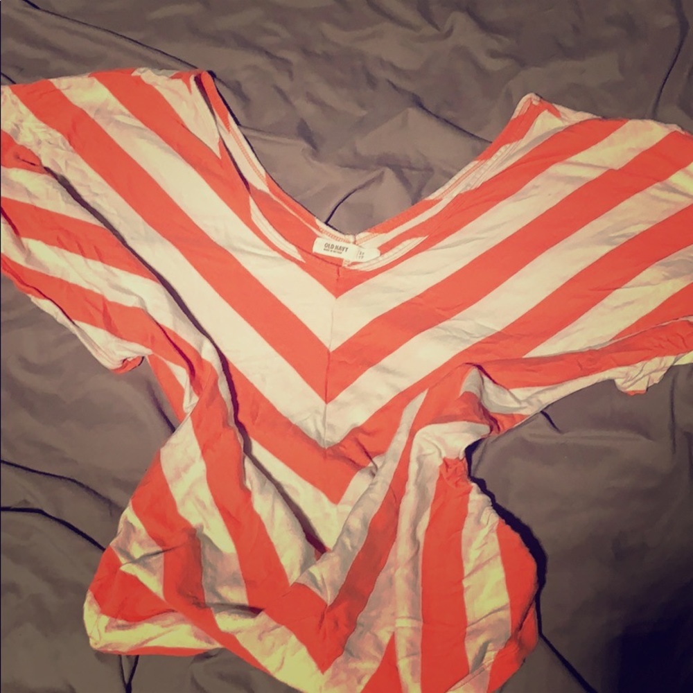 Old navy V neck (both front and back)